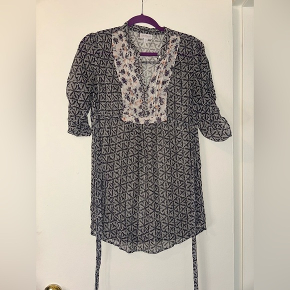 A Pea in the Pod Tops - A Pea in the Pod Black and Cream Patterned Top